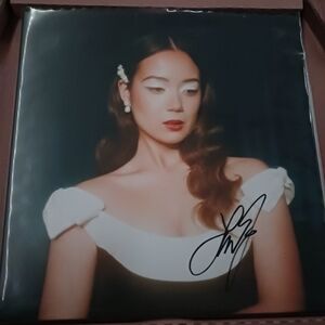 [SIGNED JACKET] Laufey Bewitched The Goddess Edition Blue Vinyl 2xLP